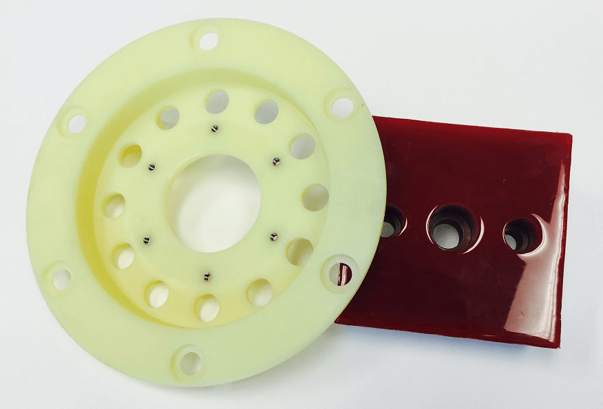Gaskets with Metal Parts